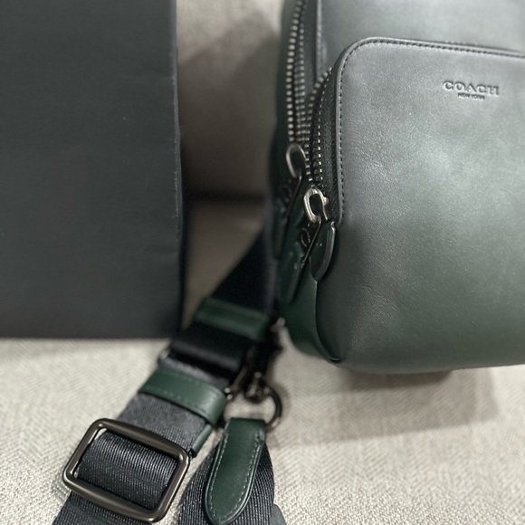 Coach - Gotham Slingback backpack - Picture 7 of 13